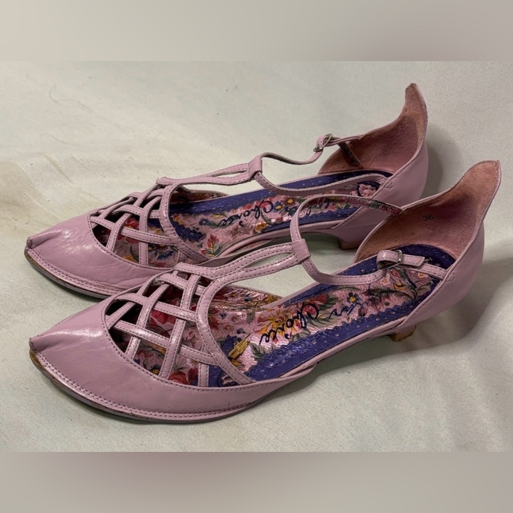 Irregular Choice “Linda” Lattice Kitten Heels
